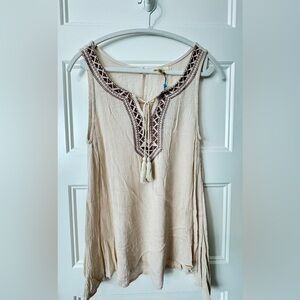 NWT Kori America Embroidered Cream Sleeveless Top Size Small